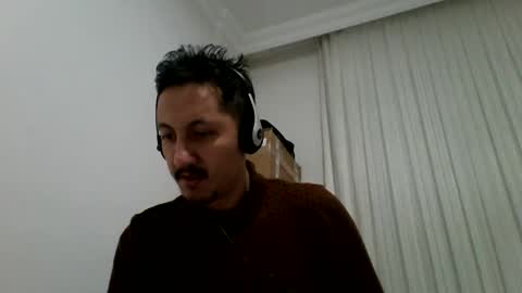 Snapshot of omercock1 chatting on 01-04-25, 08:27 omy pm me online show from 01-04-25, 08:27