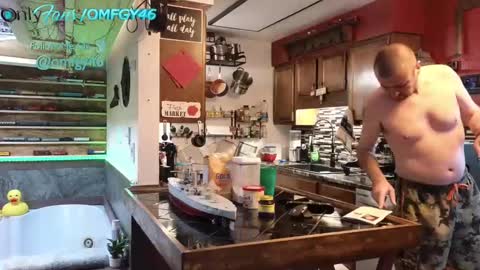 Norm online show from 01-12-25, 06:16