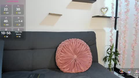 Violette online show from 01-26-25, 11:39