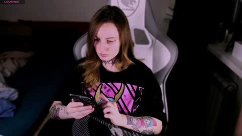 on_yxxx online show from 12-08-24, 04:50