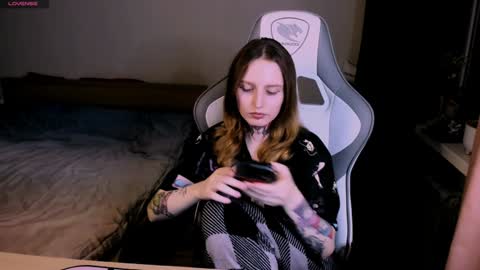 on_yxxx online show from 12-19-24, 07:07