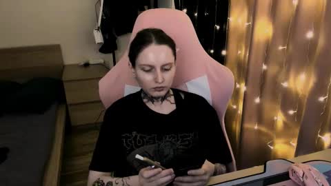 on_yxxx online show from 10-02-25, 08:38