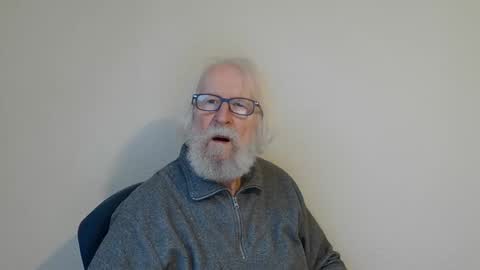 Snapshot of onanister chatting on 01-19-25, 07:57 Somewhere over the rainbow online show from 01-19-25, 07:57