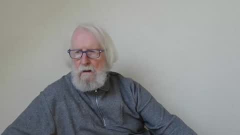 Snapshot of onanister chatting on 01-20-25, 01:11 Somewhere over the rainbow online show from 01-20-25, 01:11