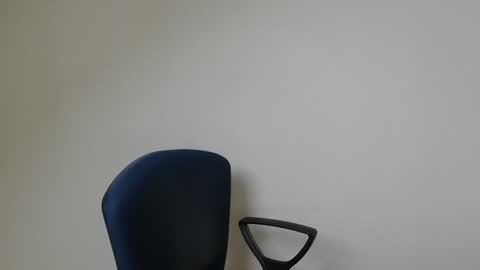 Snapshot of onanister chatting on 01-26-25, 01:47 Somewhere over the rainbow online show from 01-26-25, 01:47