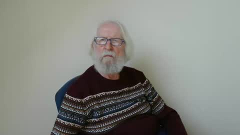 Snapshot of onanister chatting on 01-29-25, 01:38 Somewhere over the rainbow online show from 01-29-25, 01:38