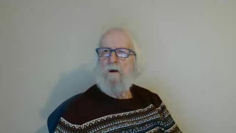 Snapshot of onanister chatting on 02-01-25, 07:36 Somewhere over the rainbow online show from 02-01-25, 07:36