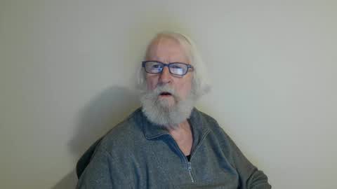 Snapshot of onanister chatting on 02-07-25, 08:53 Somewhere over the rainbow online show from 02-07-25, 08:53