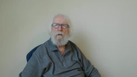 Snapshot of onanister chatting on 02-08-25, 07:48 Somewhere over the rainbow online show from 02-08-25, 07:48