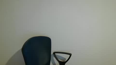 Snapshot of onanister chatting on 02-08-25, 09:15 Somewhere over the rainbow online show from 02-08-25, 09:15