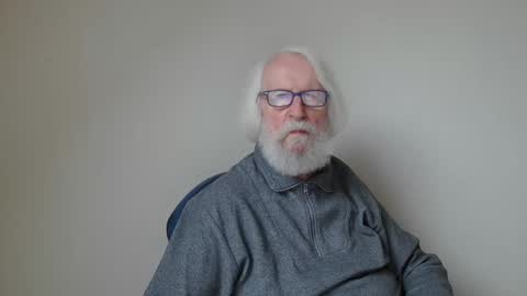 Snapshot of onanister chatting on 02-12-25, 03:49 Somewhere over the rainbow online show from 02-12-25, 03:49