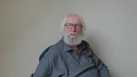 Snapshot of onanister chatting on 02-17-25, 02:15 Somewhere over the rainbow online show from 02-17-25, 02:15