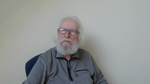 Snapshot of onanister chatting on 03-05-25, 07:49 Somewhere over the rainbow online show from 03-05-25, 07:49