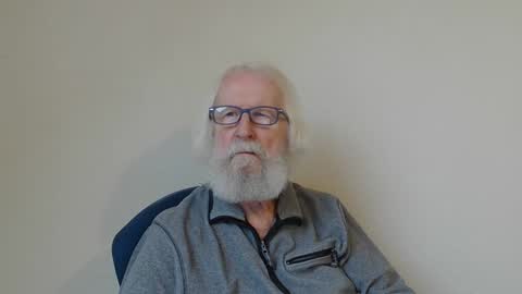 Snapshot of onanister chatting on 03-12-25, 08:08 Somewhere over the rainbow online show from 03-12-25, 08:08