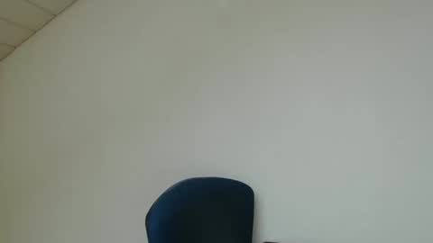 Snapshot of onanister chatting on 09-23-25, 07:22 Somewhere over the rainbow online show from 09-23-25, 07:22