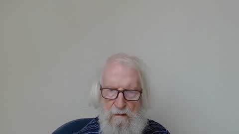 Snapshot of onanister chatting on 10-01-25, 07:36 Somewhere over the rainbow online show from 10-01-25, 07:36