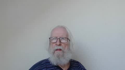 Snapshot of onanister chatting on 10-05-25, 07:07 Somewhere over the rainbow online show from 10-05-25, 07:07