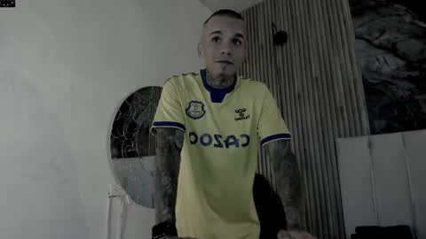     ... online show from 04-10-26, 07:07