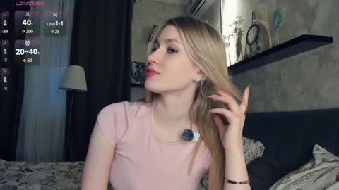 Snapshot of one_1ove chatting on 11-27-25, 07:21 Ana online show from 11-27-25, 07:21