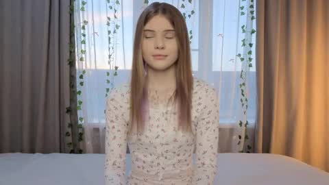 Snapshot of one_more_touch chatting on 04-25-26, 01:25 Eva online show from 04-25-26, 01:25