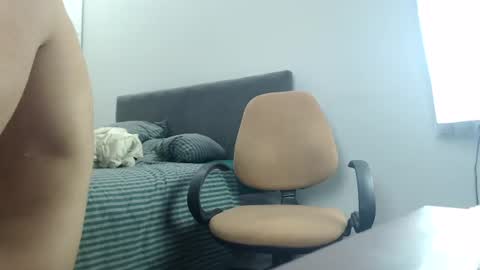 Snapshot of onebestlover chatting on 07-12-26, 12:07 onebestlover online show from 07-12-26, 12:07