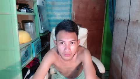 Snapshot of onebigloadxxx chatting on 12-29-24, 06:45 Wyn Will serve you and be your slave online show from 12-29-24, 06:45