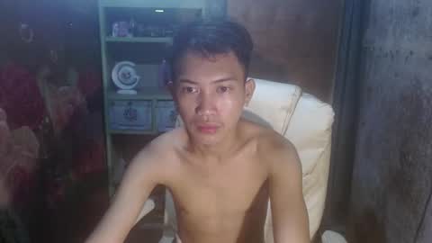 Snapshot of onebigloadxxx chatting on 01-01-25, 04:29 Wyn Will serve you and be your slave online show from 01-01-25, 04:29