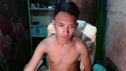 Snapshot of onebigloadxxx chatting on 01-10-25, 10:06 Wyn Will serve you and be your slave online show from 01-10-25, 10:06