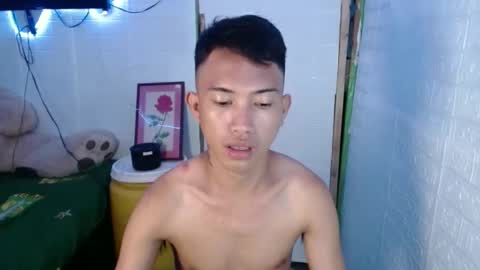 Snapshot of onebigloadxxx chatting on 03-11-25, 07:58 Wyn Will serve you and be your slave online show from 03-11-25, 07:58