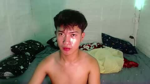 Snapshot of onebigloadxxx chatting on 11-25-25, 04:29 Wyn Will serve you and be your slave online show from 11-25-25, 04:29