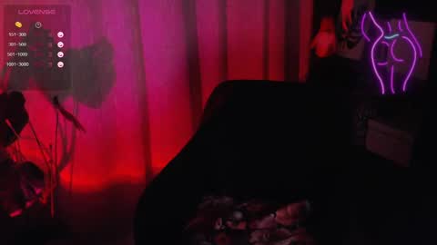  ONLINE   online show from 01-03-25, 09:36