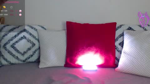  ONLINE   online show from 10-12-25, 08:08