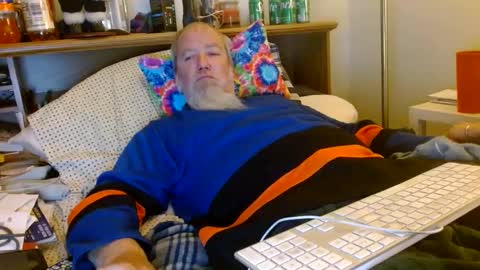 Snapshot of onemattu chatting on 12-13-24, 07:15 Mattu online show from 12-13-24, 07:15