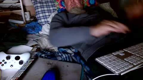 Snapshot of onemattu chatting on 03-10-25, 06:27 Mattu online show from 03-10-25, 06:27