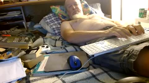 Snapshot of onemattu chatting on 09-27-25, 08:19 Mattu online show from 09-27-25, 08:19