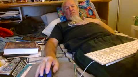 Snapshot of onemattu chatting on 11-02-25, 07:00 Mattu online show from 11-02-25, 07:00