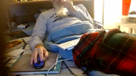 Snapshot of onemattu chatting on 11-23-25, 06:02 Mattu online show from 11-23-25, 06:02