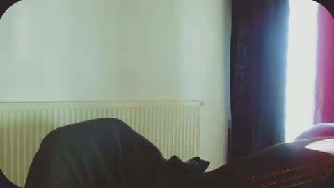 Snapshot of onemoreblonde chatting on 07-15-26, 11:04 Nicol online show from 07-15-26, 11:04