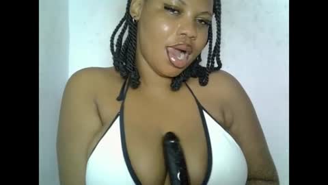 Snapshot of oneofdbestchubbygaloncb chatting on 06-28-26, 04:40 oneofdbestchubbygaloncb online show from 06-28-26, 04:40