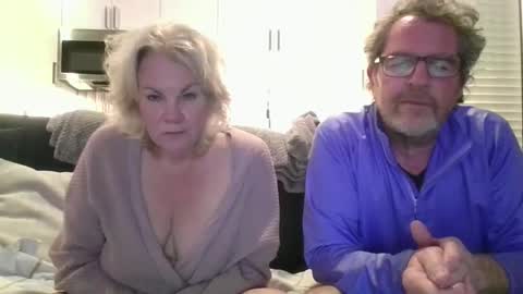 Snapshot of oneoften1000 chatting on 02-15-25, 05:41 couple mature milf bigboobs curvy mommydaddy online show from 02-15-25, 05:41