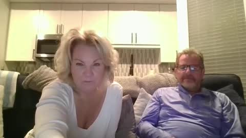 Snapshot of oneoften1000 chatting on 02-20-25, 03:56 couple mature milf bigboobs curvy mommydaddy online show from 02-20-25, 03:56