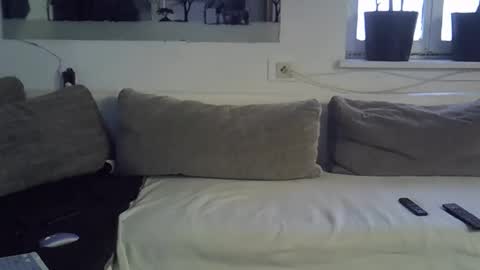 Snapshot of onepussycock chatting on 10-04-25, 07:17 .....mICha..... online show from 10-04-25, 07:17