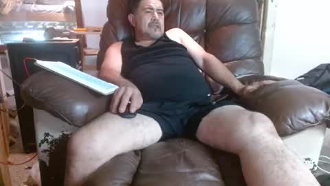 Snapshot of onewayallday chatting on 05-06-26, 11:48 onewaykenny online show from 05-06-26, 11:48