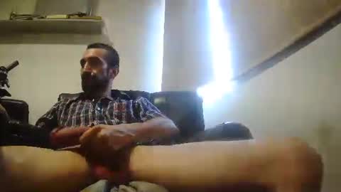 Giorgeo  Armani online show from 02-25-25, 10:39