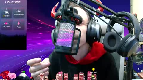 Snapshot of oni_hoshi chatting on 02-28-26, 03:02 Oni hoshi online show from 02-28-26, 03:02