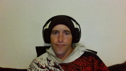Snapshot of oniyoshiken chatting on 04-01-26, 06:16 oniyoshiken online show from 04-01-26, 06:16