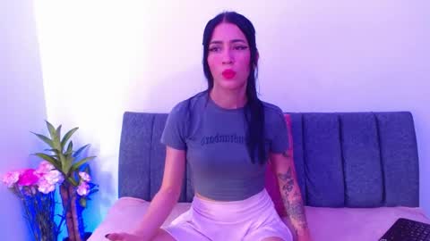 onlily online show from 02-17-26, 07:42