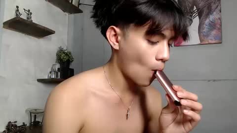 Snapshot of only_mau chatting on 02-13-26, 09:49 MAU online show from 02-13-26, 09:49