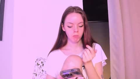 only_sarah1 online show from 10-01-25, 11:55