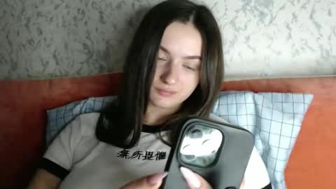 Amalia online show from 12-20-24, 11:05